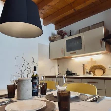 Casa La Meridiana Levante شقة